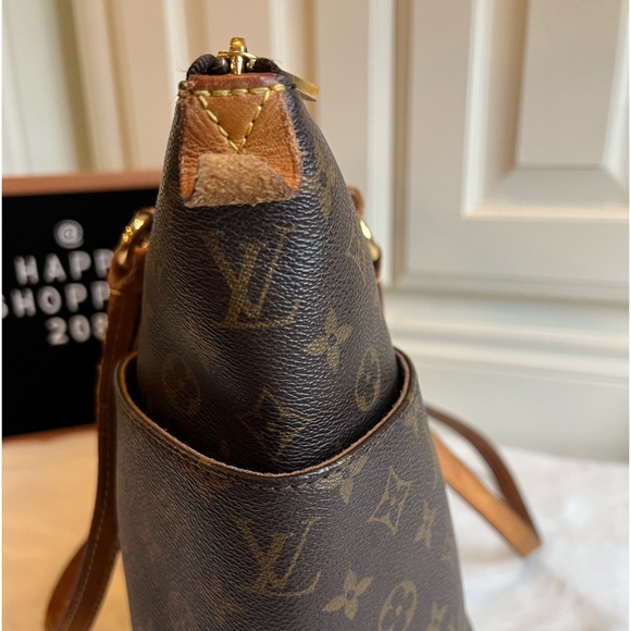 Authentic Louis Vuitton Totally MM Shoulder Bag - Picture 4 of 15